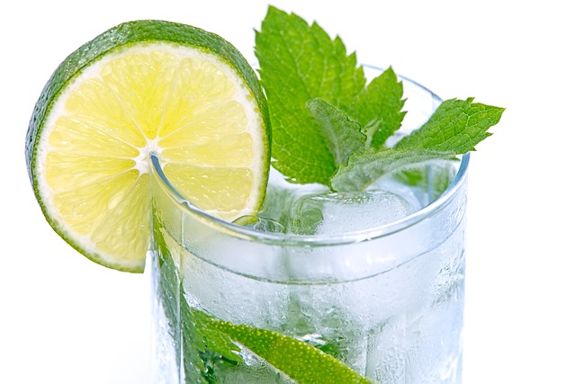 #7 Best Fat-Burning Drinks: Ginger water
